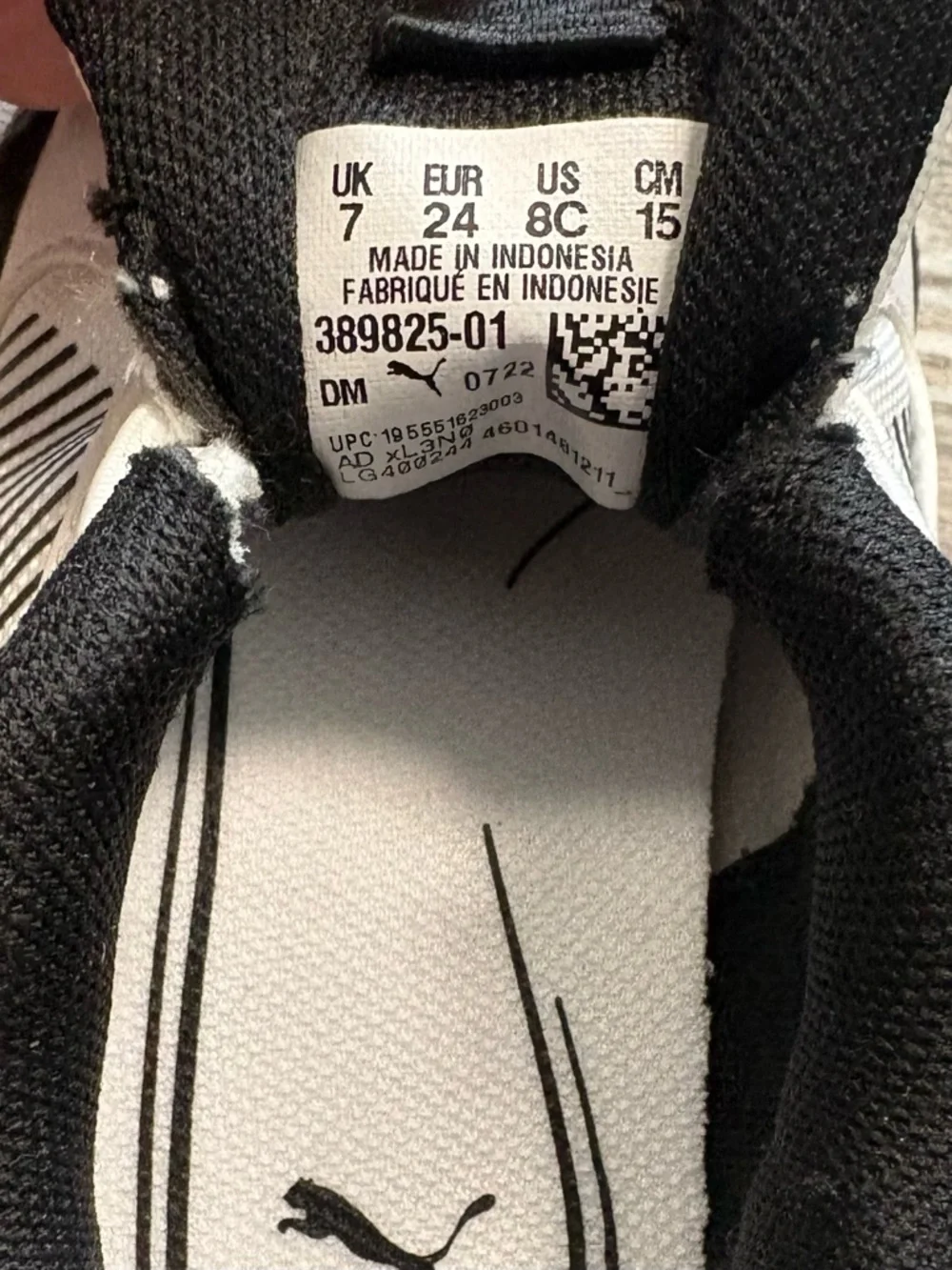 PUMA RS-X Black and White Running Sneakers 8 NWOT
